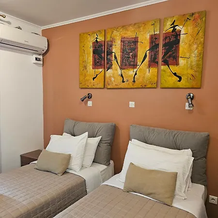 Kirki Hydra Hotel Room photo